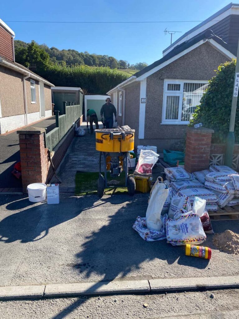 This is a photo of a resin path installed in Sheffield by Sheffield Resin Driveways