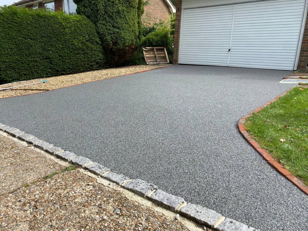 This is a photo of a resin driveway installed in Sheffield by Sheffield Resin Driveways